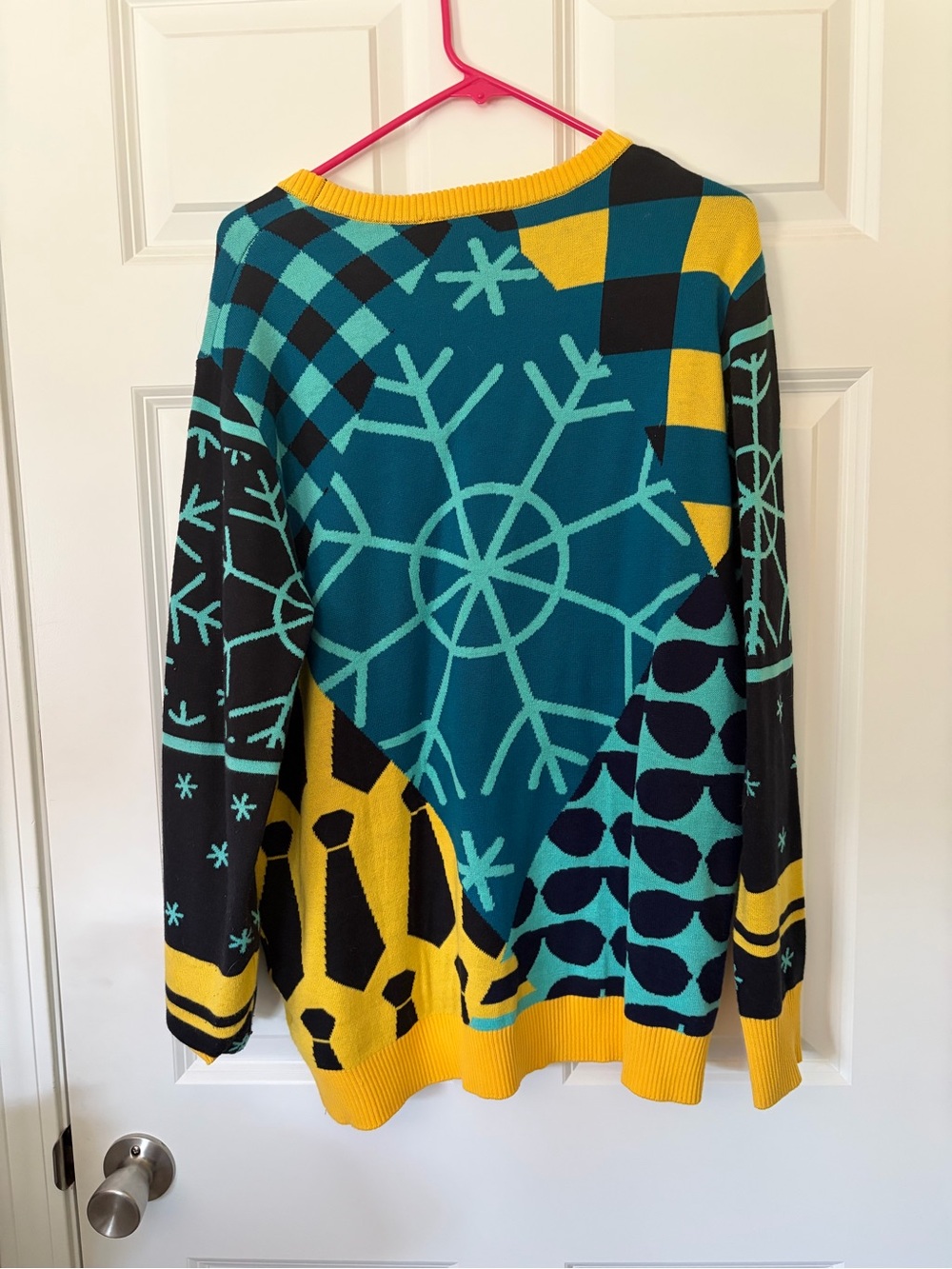 Liberty Mutual Limu the Emu Men’s Yellow & Teal Graphic Crewneck Sweater - Picture 4 of 4